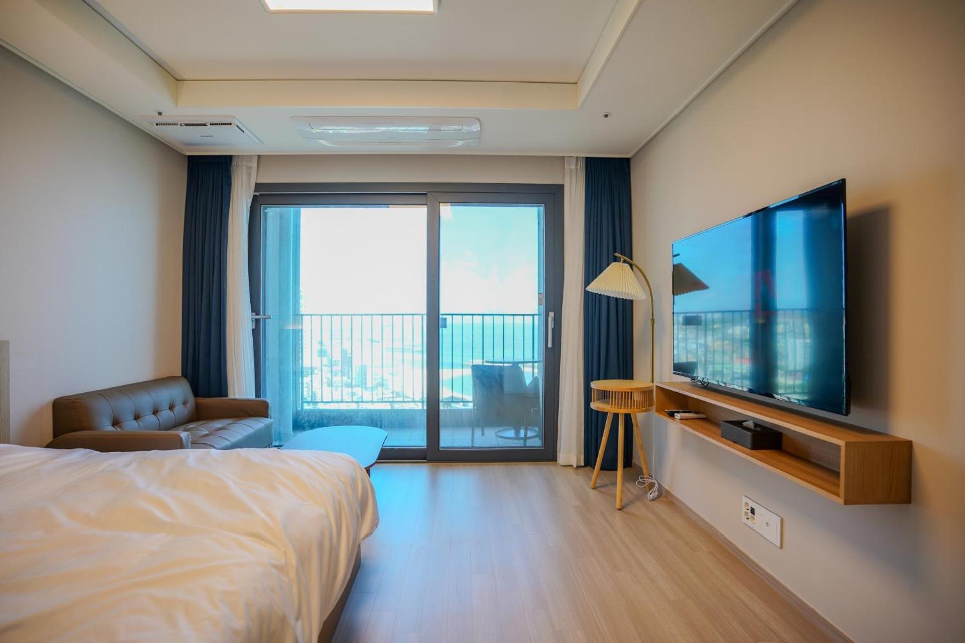 More Than Sokcho Hotel Ngoại thất bức ảnh