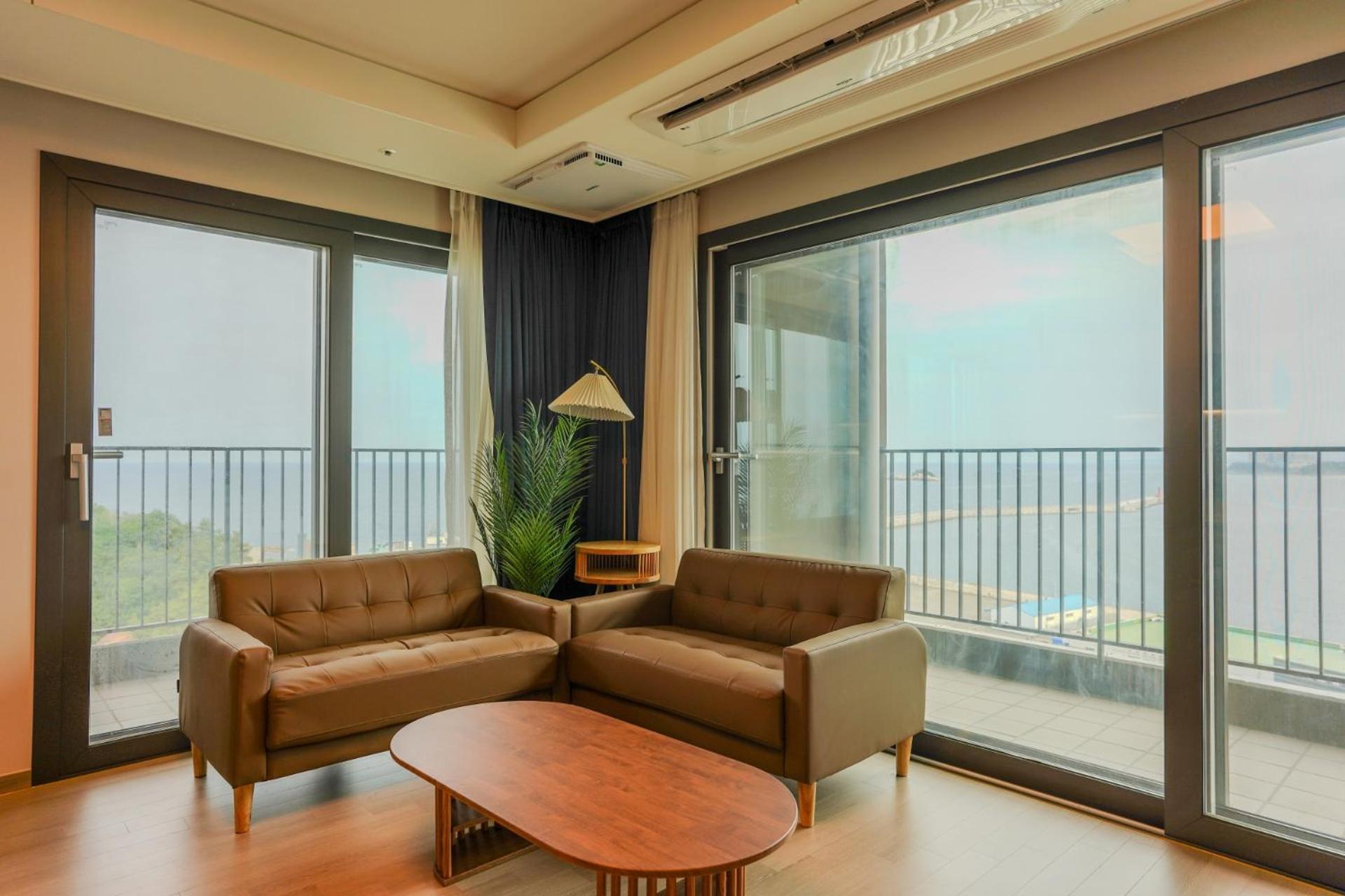 More Than Sokcho Hotel Ngoại thất bức ảnh